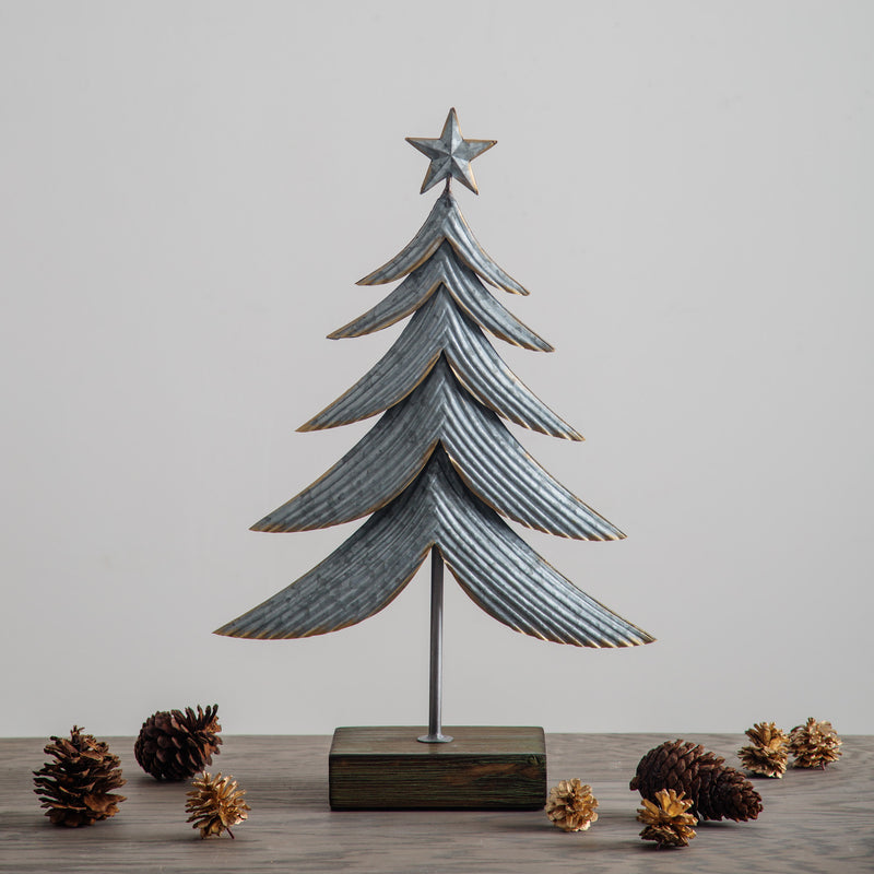 22.5"H GALVANIZED LAYERED CHRISTMAS TREE W/STAR TOPPER