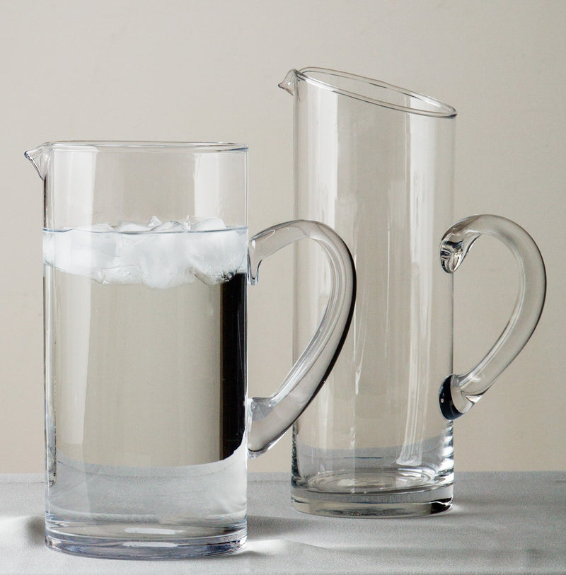 58 OZ STRAIGHT CLEAR PITCHER